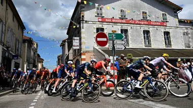 14e étape . Pau - Luchon-Superbagnères (182,6 km)